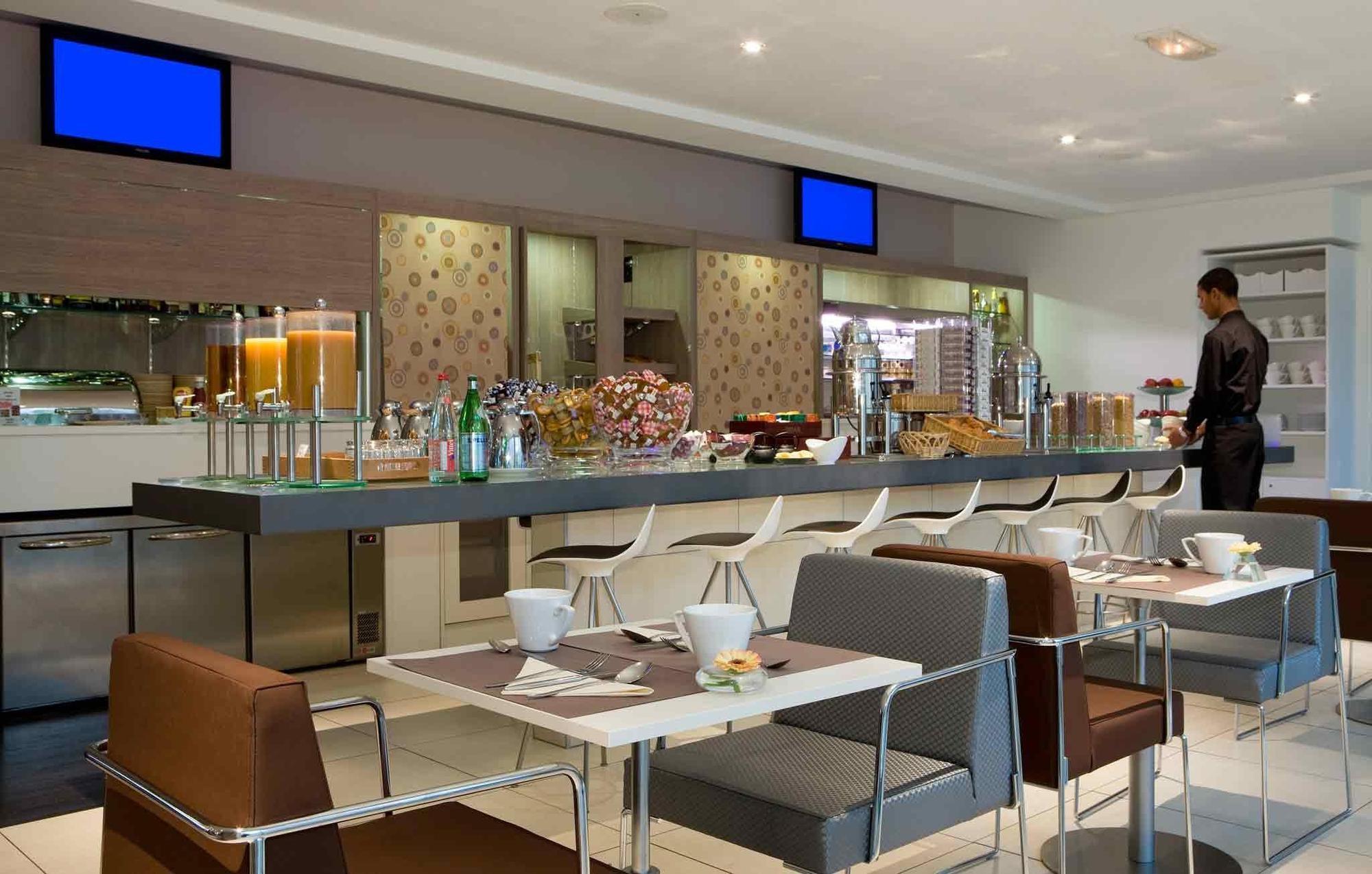 Mercure Paris La Defense Grande Arche Nanterre Eksteriør bilde